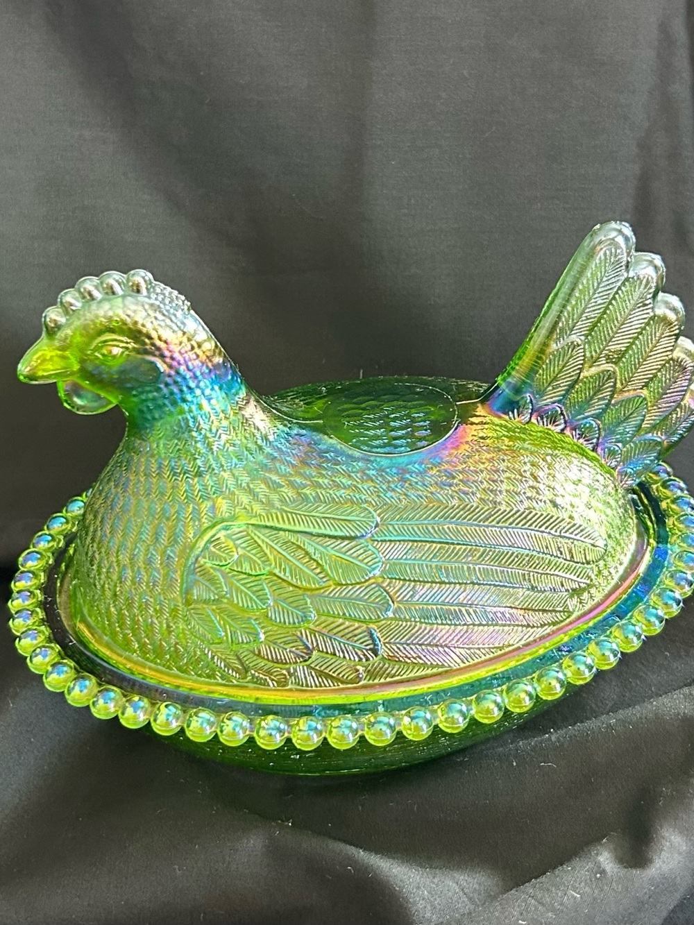 Indiana Glass Vintage Iridescent Green Carnival Glass Hen On Nest A+ Condition